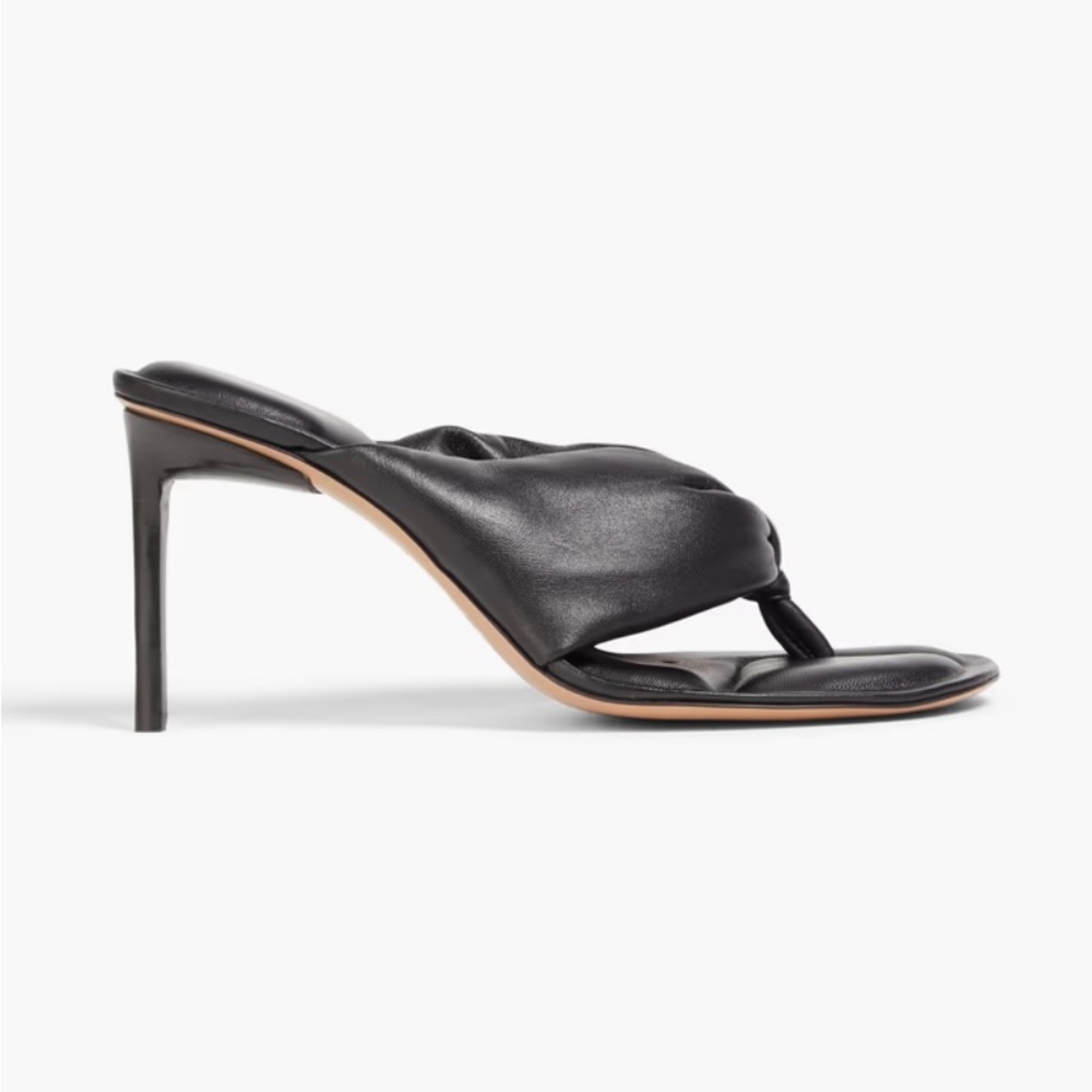 Jacqmues heels